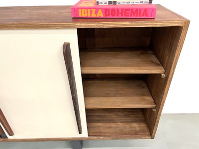 Credenza francese in pino, stile Perriand / Prouvé - 1950 circa