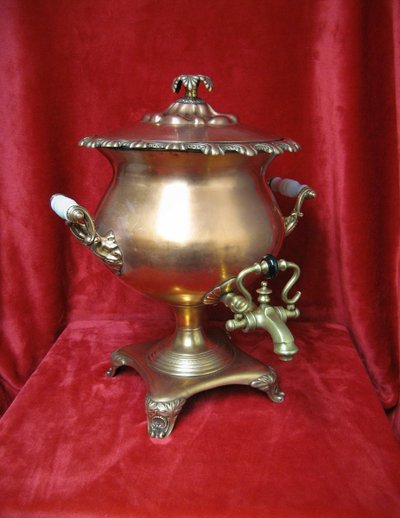 Samovar in rame - XIX secolo .
