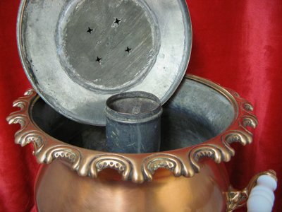 Samovar in rame - XIX secolo .