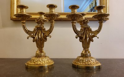 Coppia di candelabri in ormù in stile neoclassico secondo Delafosse JC. XIX secolo