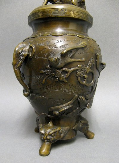 Bruciaprofumi in bronzo periodo Meiji Giappone Fine XIX secolo.