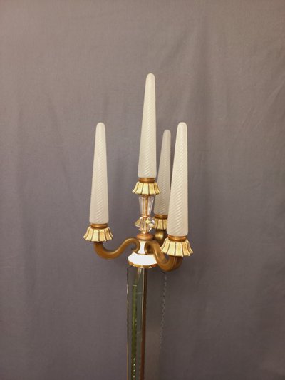 Important lampadaire en cristal de Sèvres et laiton XXe siècle