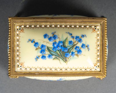 An enamel jewelry box, late 19th century
