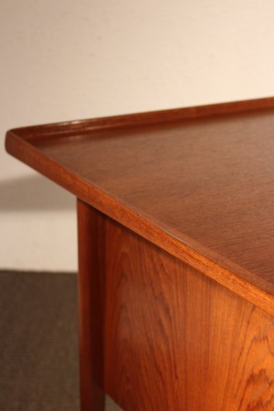 Scandinavian desk by Peter Lovig Nielsen