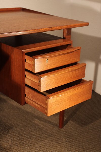Scandinavian desk by Peter Lovig Nielsen