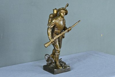 Bronzo "Le Chasseur Alpin", firmato E. Carlier - Fine del XIX secolo