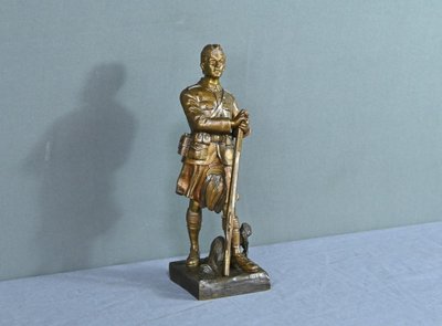 Fante scozzese in bronzo, firmato E.Carlier - Inizio XX secolo