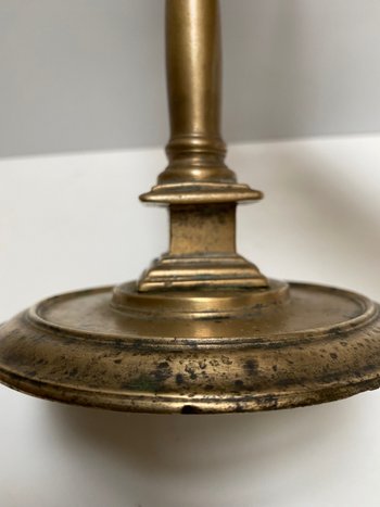 Kerzenhalter aus Bronze 15. Jahrhundert XVI. aus dem Südwesten...
