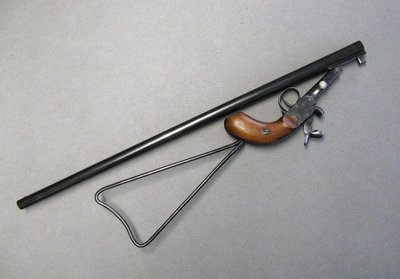 Pistola / Carabina da bracconiere a broche con crosse squelette di St Etienne XIXe.