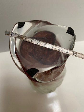 Vase aus mundgeblasenem Kristall mit eingearbeiteten Blasen, doppelschichtig