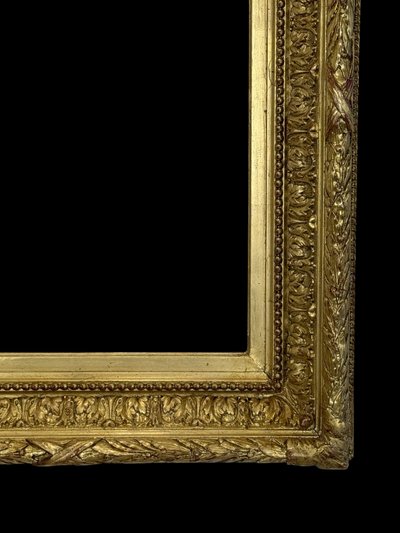 ANCIENT GILDED WOOD AND STUC FRAME FOR PAINTING 46.5 cm x 34 cm ( BEAUTIFUL GILDING )