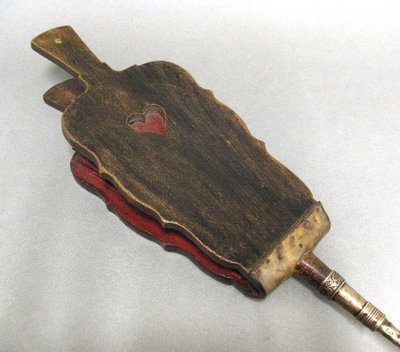 Holz Geschnitzter Kaminbalg XIX.