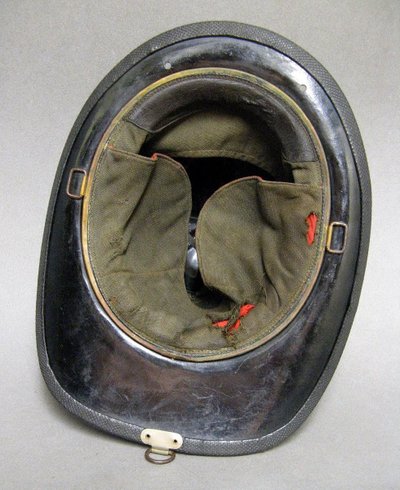Amerikanischer Feuerwehr- und Polizeihelm. Cairns & Brother Helm
