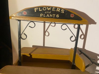  Charmant Triporteur Anglais de fleuriste "Maquette de table décorative" des Années "60" en métal
