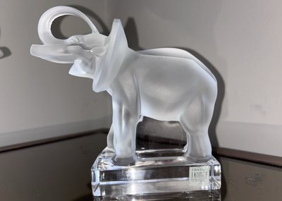 LALIQUE France Pair of Éléphants bookends in moulded and satin-finish crystal.