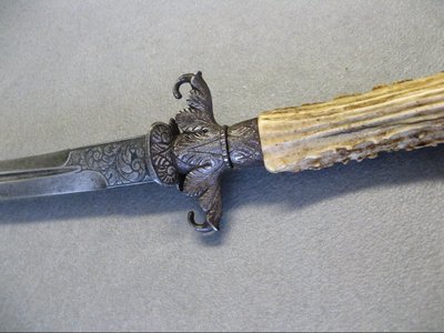 Hunting Dagger. 19th century hunting knife.
