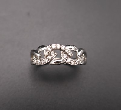 Gourmet-Ring mit Diamanten, 18 Karat Weißgold.