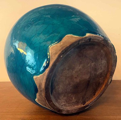 Antico vaso islamico mediorientale in smalto blu screziato
