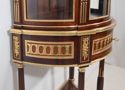 Half-moon display case attributed to Paul Sormani, late 19th century