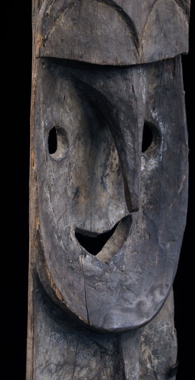 Figure Minja, sculpture, tribal art, Papua New Guinea, Oceanian art, Oceania, 146 x 21 cm