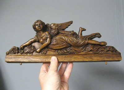 Möbelfront Aus Holz Geschnitzt Darstellung Athena XIX.
