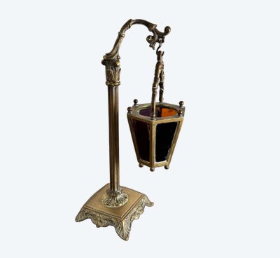 Lampe veilleuse en bronze et verres multicolores Restauration XIXe