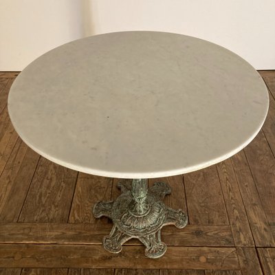 Cast-iron pedestal table XIX