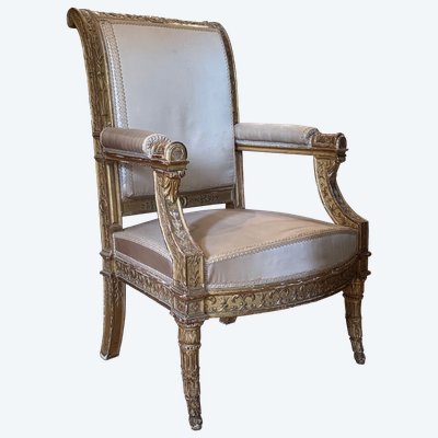 Rare fauteuil d'apparat  en bois doré  d'époque Directoire-Consulat.