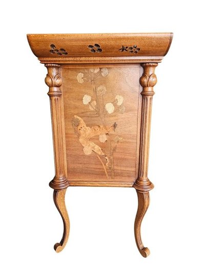 Emile Gallé Rare Commode Sauteuse Art Nouveau "Marais Fleuri et Libellule"