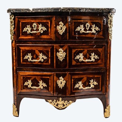 Cassettone d'epoca Luigi XV in legno di raso, palissandro e violetto stampato da Bon Durand
