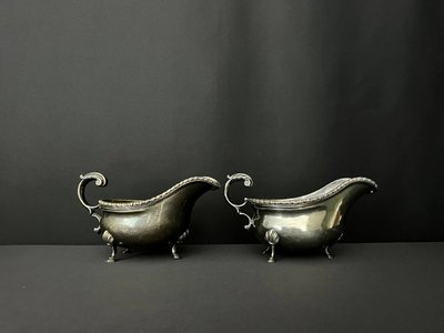 Pair of antique silver-plated sauce boats - Carrington & Co, London