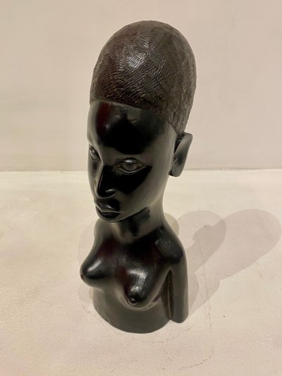 African bust from the 50s