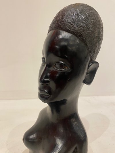 African bust from the 50s