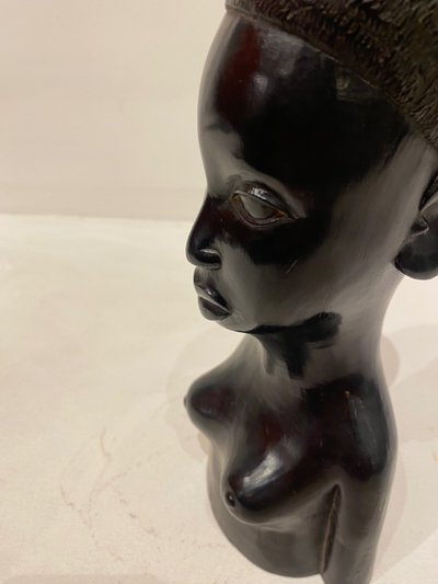 African bust from the 50s