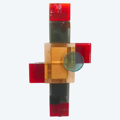 Light sculpture or wall lamp in colored glass.