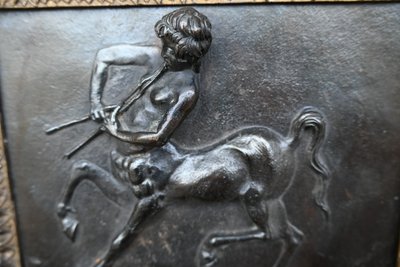coppia di targhe in bronzo con centauri Italia XIX