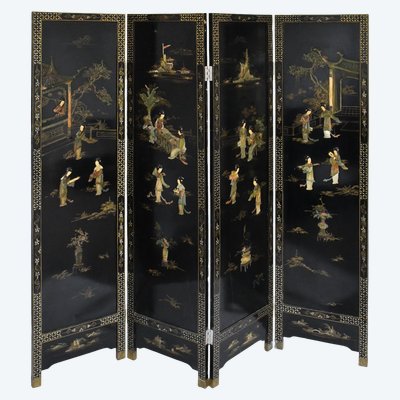 Paravento cinese a quattro ante in legno laccato e intarsi in pietra dura