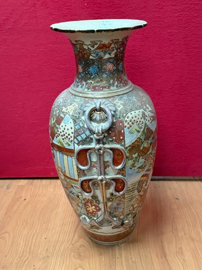Satsuma vase