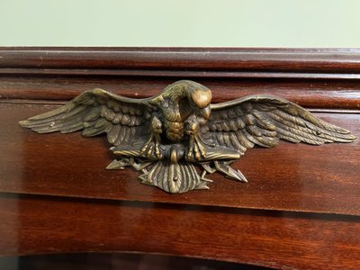 Grande armadio in stile Impero in mogano e bronzo dorato - Francia, fine XIX secolo