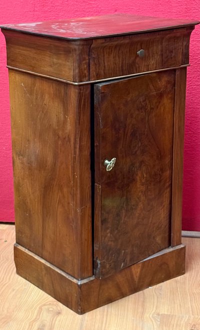 Table de chevet noyer