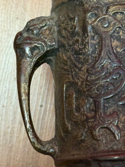 Vaso in bronzo