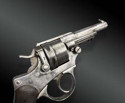 Regulation Revolver Model 1873 X. One of 2332 of the famous SERIE X, with holster.