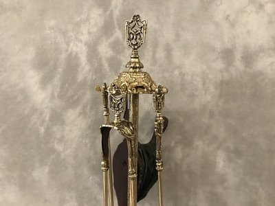 Antico caminetto in bronzo e ottone del XIX secolo