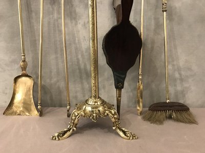 Antico caminetto in bronzo e ottone del XIX secolo