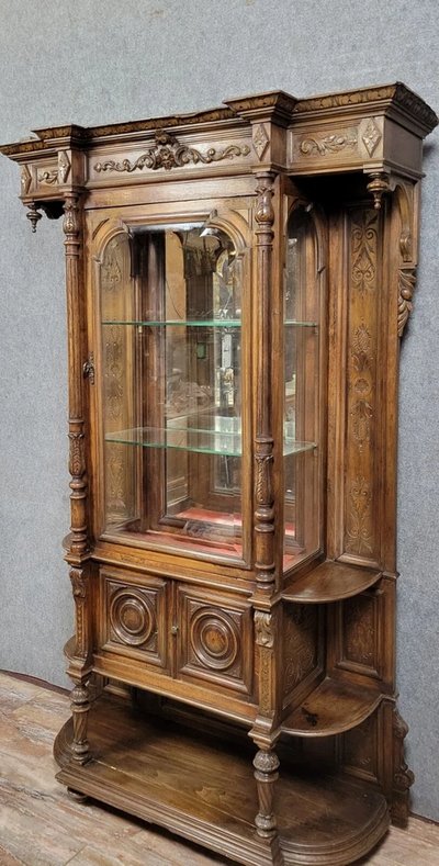 Bücherregal im Renaissancestil aus geschnitzter Eiche um 1850