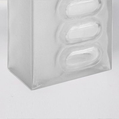 Astonishing "Frost" Vase by Arnolfo di Cambio. Made In Italy