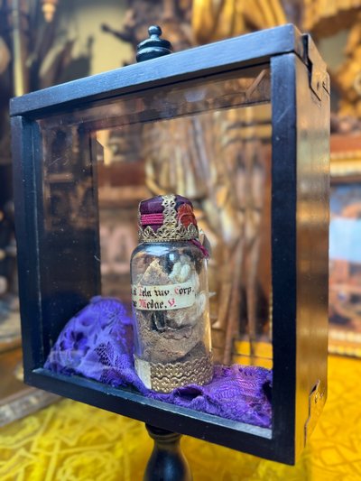 Blessed Felicia Meda reliquary bottle - early 19th century