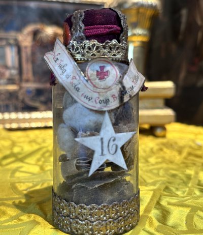 Blessed Felicia Meda reliquary bottle - early 19th century