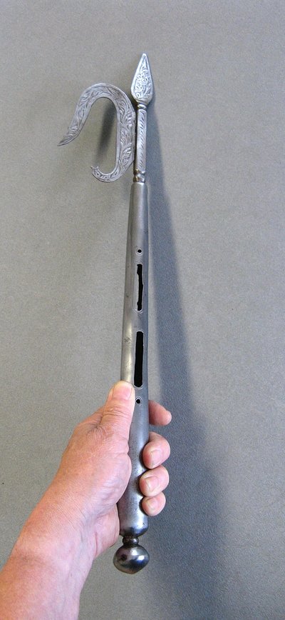 Ankus - Cornac hook.