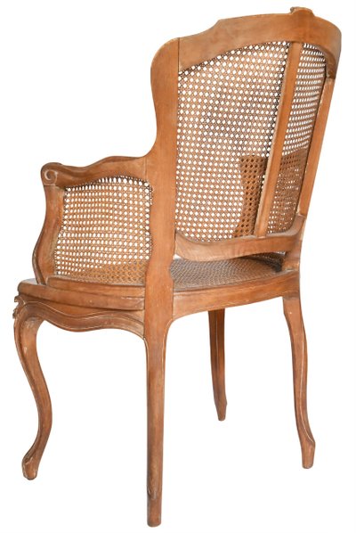 Coppia di poltrone bergère incannucciate in stile Luigi XV